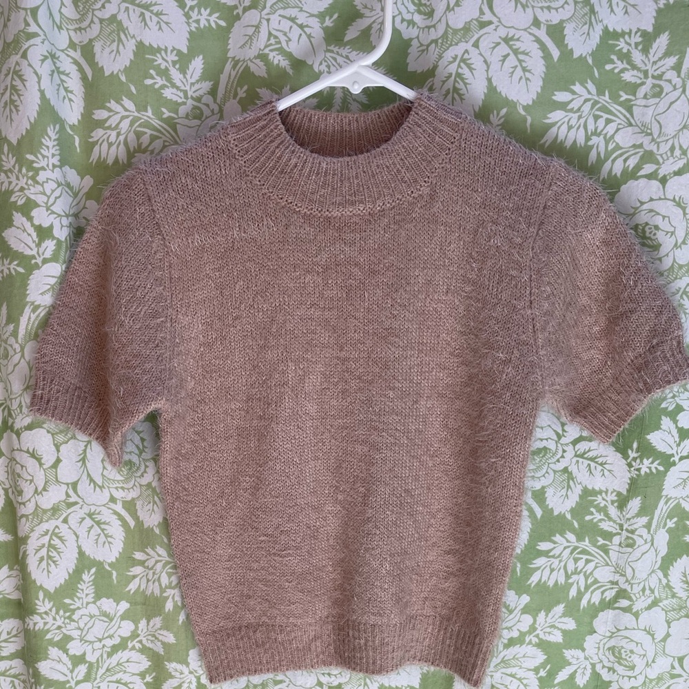 Lulu’s 2 piece set - Top and Skirt - Light Tan Color - Picture 13 of 14